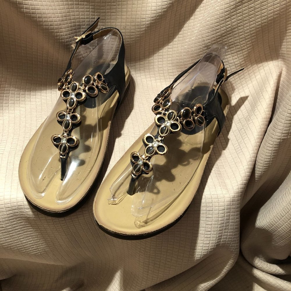 Bolaro thong black leather sandals, 8